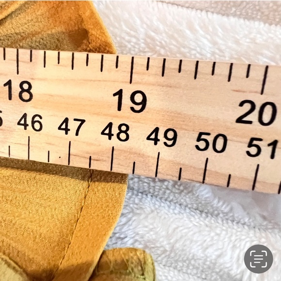 #A072. Why Dress  Mustard Pleated Blouse ,Rhinestone ,Pearl Neckline,NWT L - Picture 7 of 8